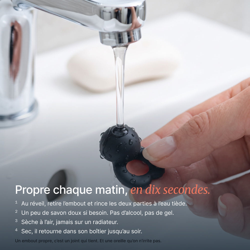 Entretien, à l’eau tiède et au savon